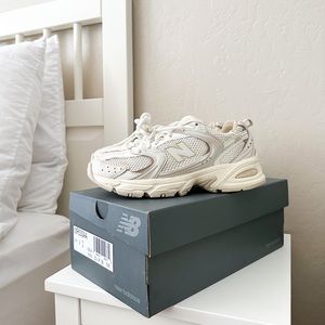 New Balance 530 Sneakers Angora Beige Women’s US 5.5, Men’s US 4, UK 36